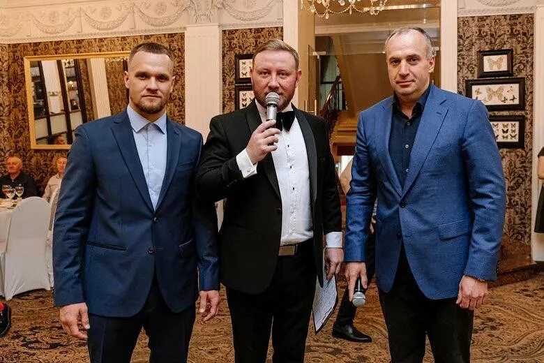 Город мастеров, или сказка о двух горбунах представление в четырех действиях